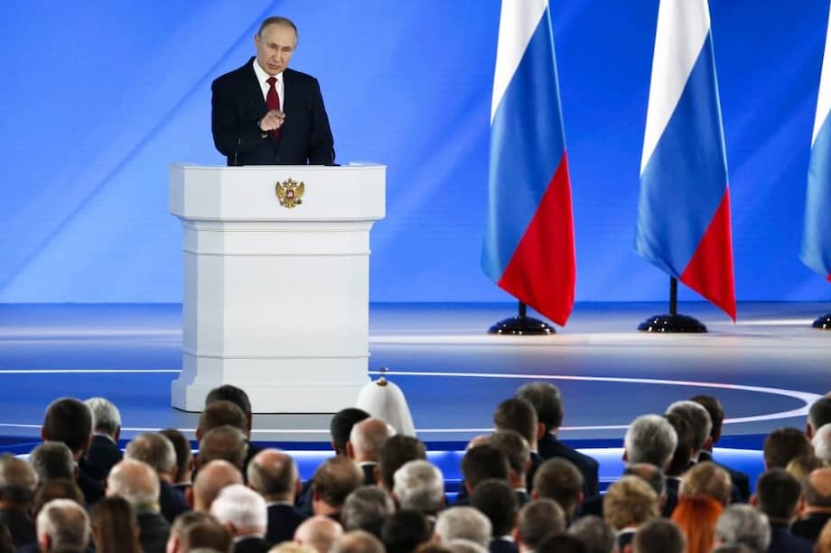 Vladimir Putin, presidente de Rusia, durante su intervención ante el Parlamento. / AFP