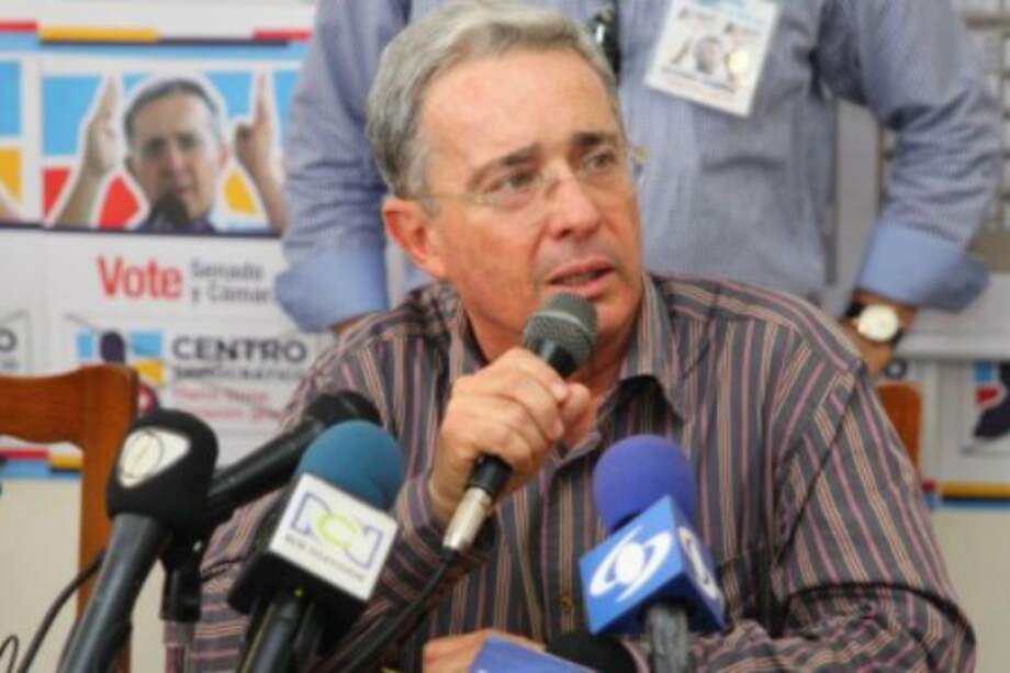 Tomada de www.centrodemocratico.com / Tomada de www.centrodemocratico.com