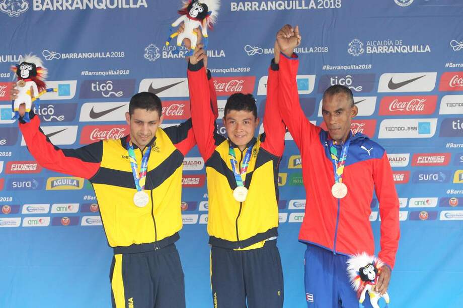 Wálter Vargas, Rodrigo Contreras y Pedro Portuondo, los mejores en la crono. / EFE