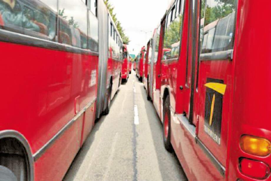 El objetivo de los cambios es disminuir las filas de buses en las estaciones. / Archivo El Espectador