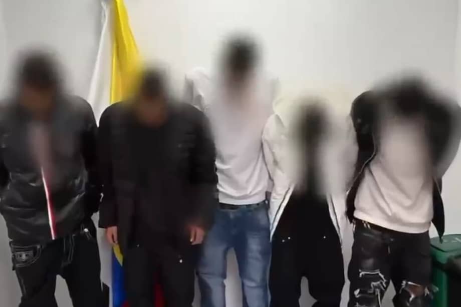 El vehículo fue recuperado minutos después gracias a un plan candado desplegado por la Policía.
