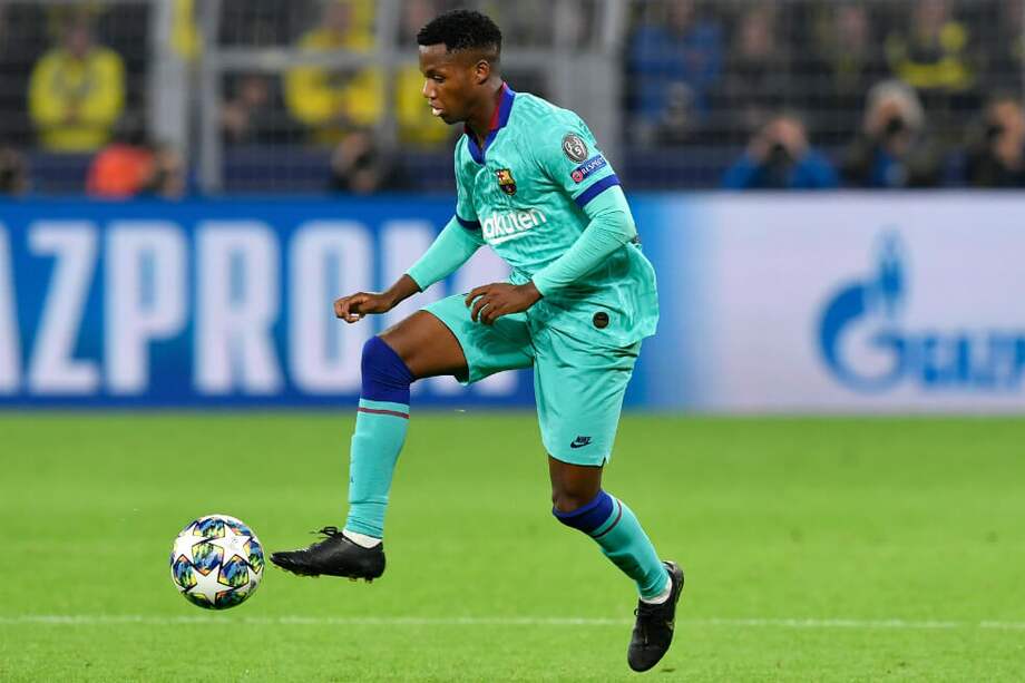 Ansu Fati, en su debut con la camiseta del Barcelona en la Uefa Champions League. / AFP