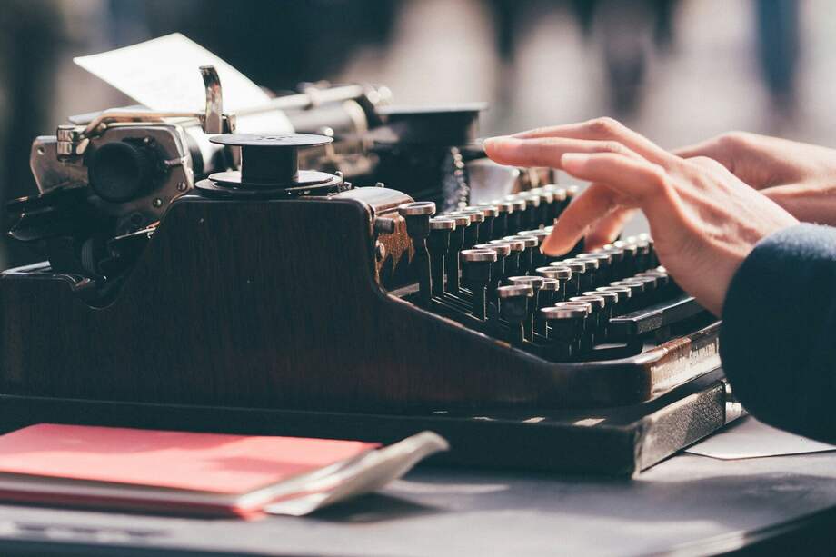 Las escritoras Leticia Martin y Natalia Litvinova fueron las ganadoras de las dos ediciones anteriores del concurso.