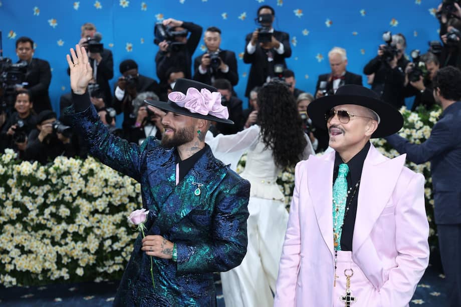 Maluma y Willy Chavarria en la gala del MET de 2025. / EFE/EPA/Justin Lane