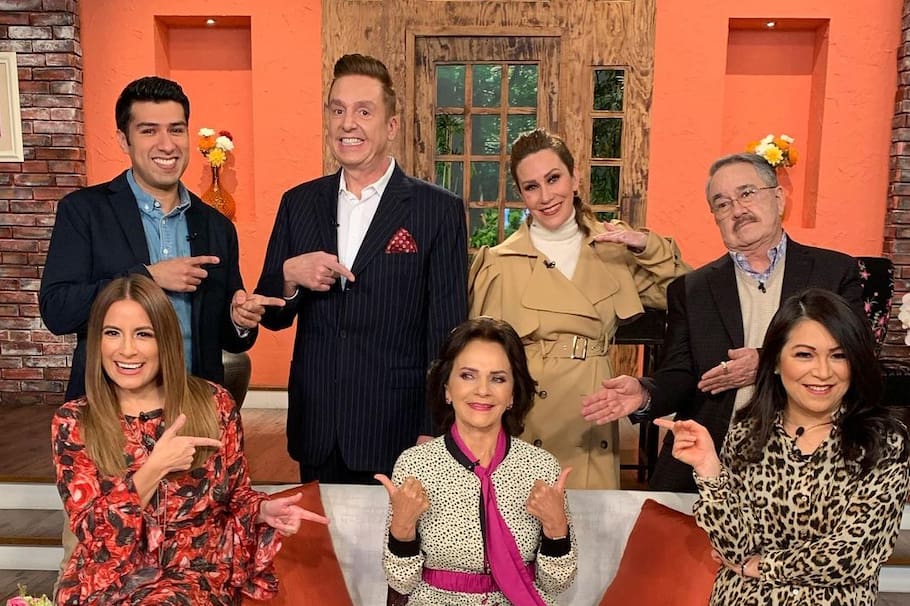 Presentadores de 'Ventaneando', programa matutino de TV Azteca.