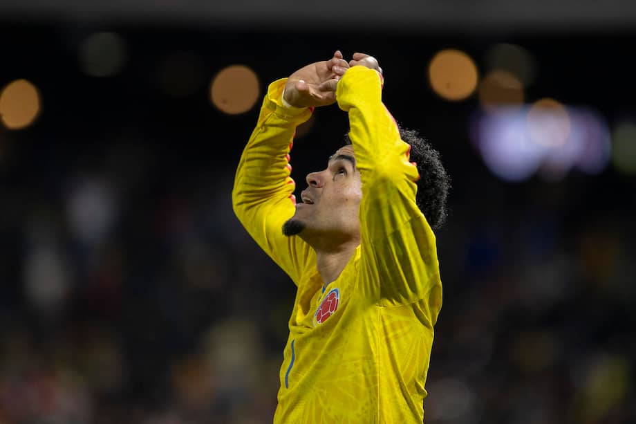 AMDEP9223. NUEVA YORK (ESTADOS UNIDOS), 18/11/2025.- Luis Díaz de Colombia celebra un gol este martes, en un partido amistoso entre las selecciones de Colombia y Australia en el estadio Citi Field, en Nueva York (Estados Unidos). EFE/ Angel Colmenares