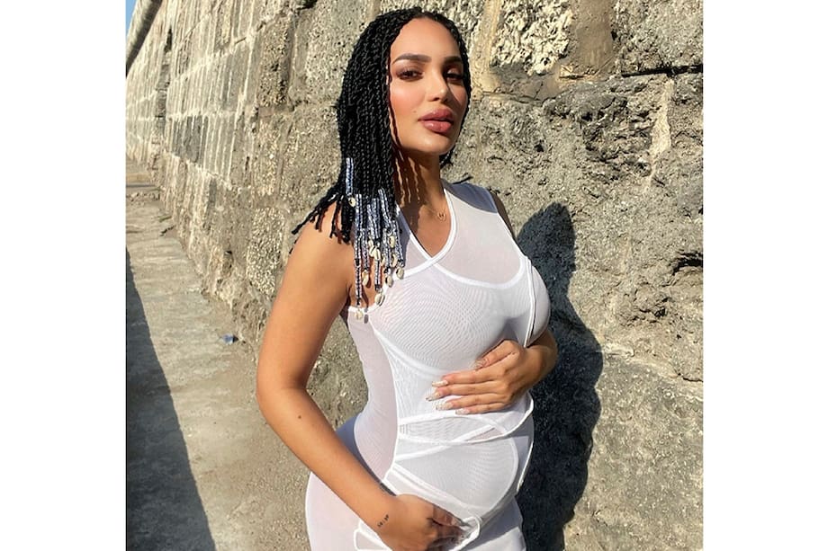 Andrea Valdiri en el embarazo de Adhara, su segunda hija,