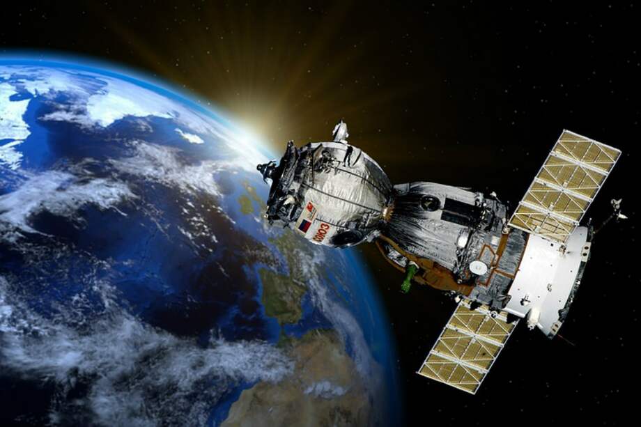 Niños venezolanos logran contacto con estación espacial