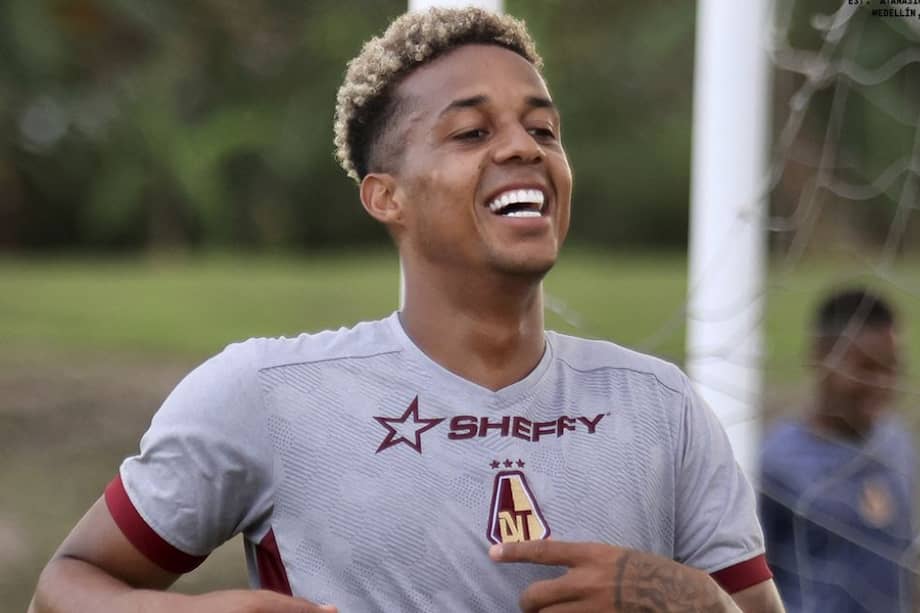 El extremo vallecaucano sufrió una calamidad doméstica y no hará parte del plantel que juega la ida de la final en Medellín.