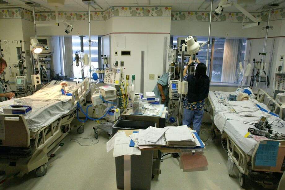 La ciudad ha aumentado en un 25 % el número de UCIs disponibles, pasando de 461 al inicio de la pandemia a 670.