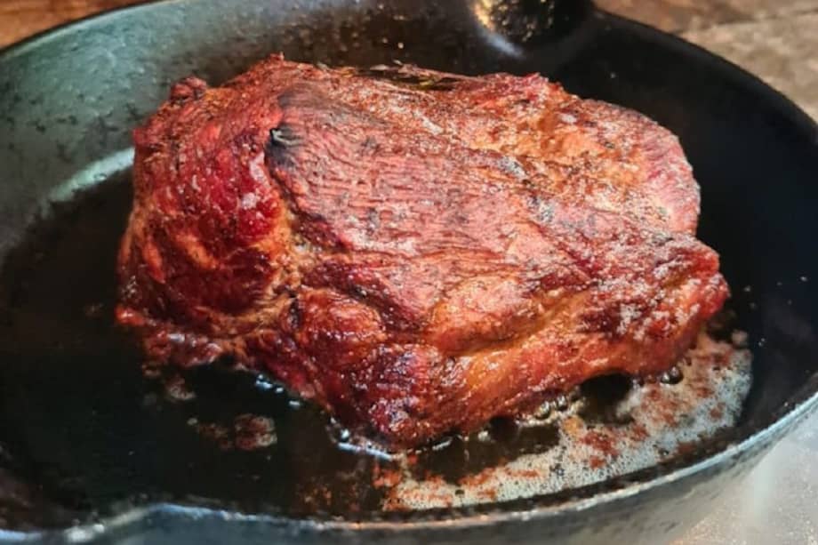 Receta para preparar nuca de cerdo en salmuera y asada