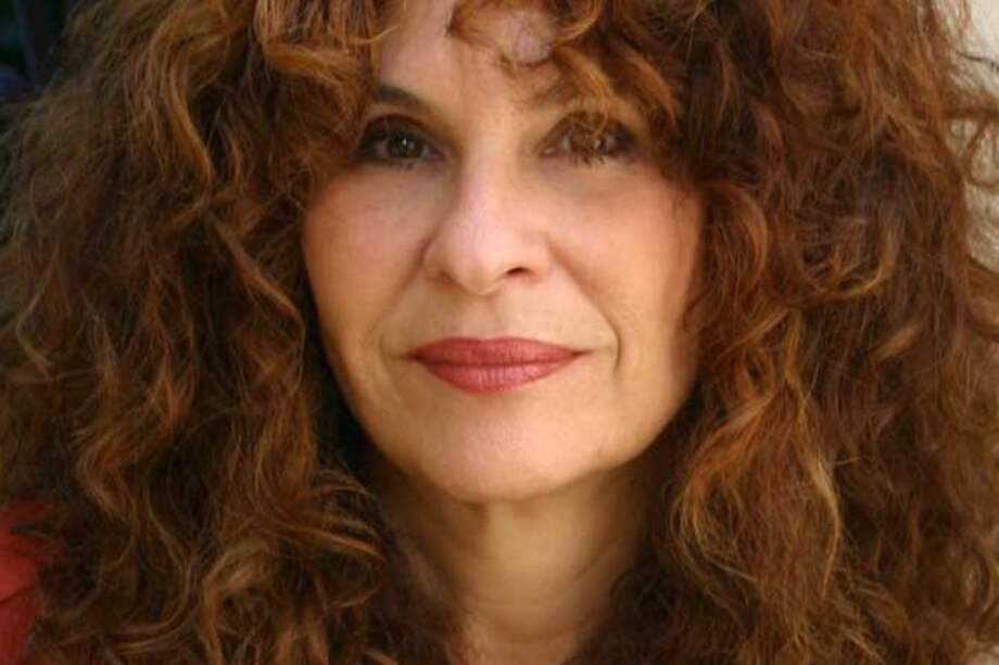 Gioconda Belli es autora de "La mujer habitada", "Sofía de los presagios", "El país bajo mi piel", entre otros. / Archivo Particular