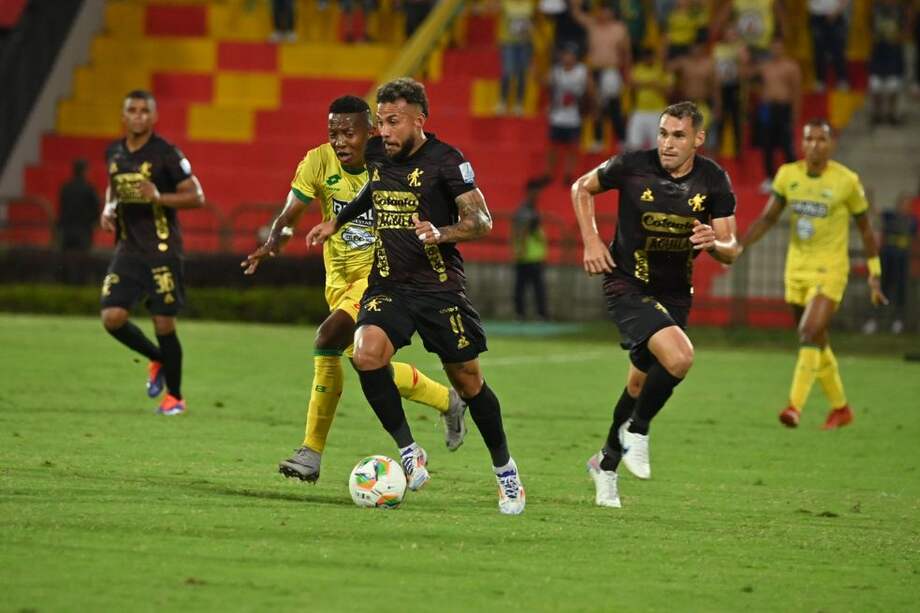 En el último enfrentamiento entre ambos equipos, América derrotó a Bucaramanga por 2-1.