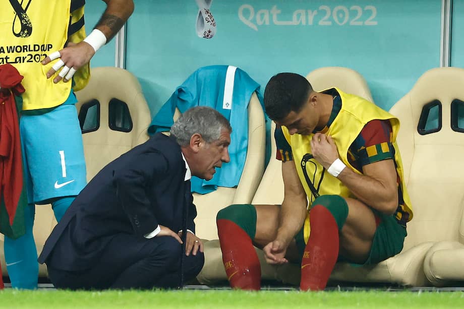 Fernando Santos, último entrenador al mando de Portugal, con Cristiano Ronaldo.