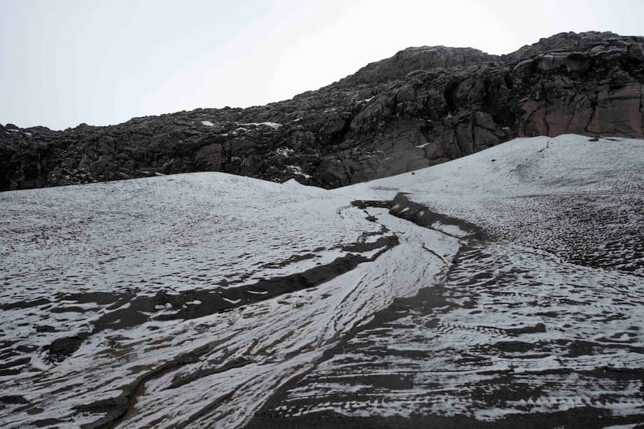La geotermia es el nombre que recibe la energía que se produce con el calor que proviene del centro de la Tierra y que se encuentra bajo la superficie.