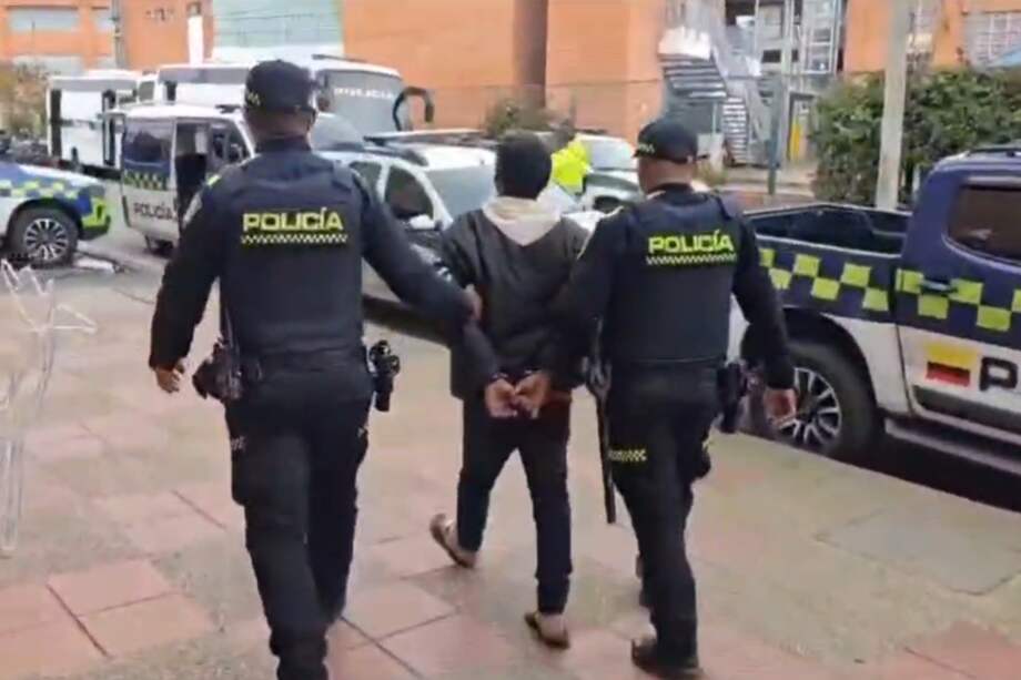 El aprehendido tenía antecedentes penales.