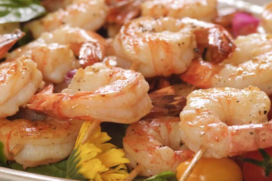Langostinos en crujiente de tocineta, ¡delicioso!