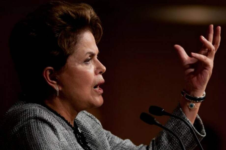El mentor de la presidenta brasileña, Luiz Inácio Lula da Silva es acusado de lavado de dinero. / Archivo