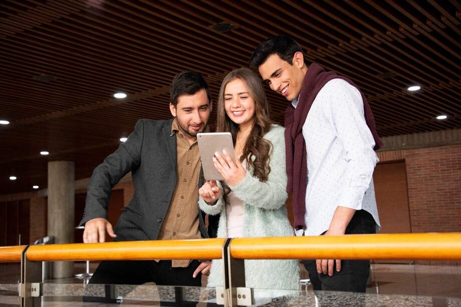 Compensar nuevamente dentro de las 25 mejores empresas del ranking