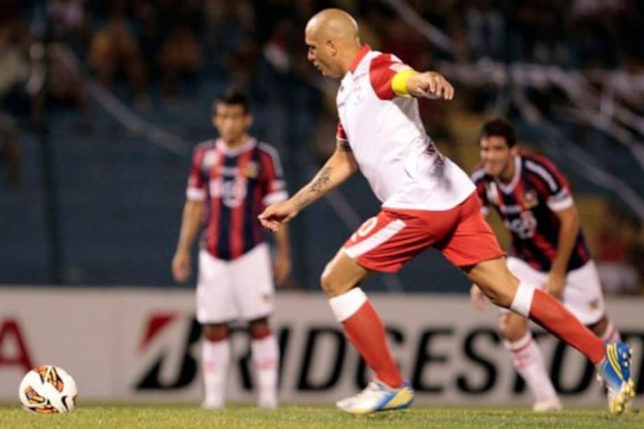 Santa Fe marcha en la segunda posición del grupo 6 detrás de Real Garcilaso de Perú.