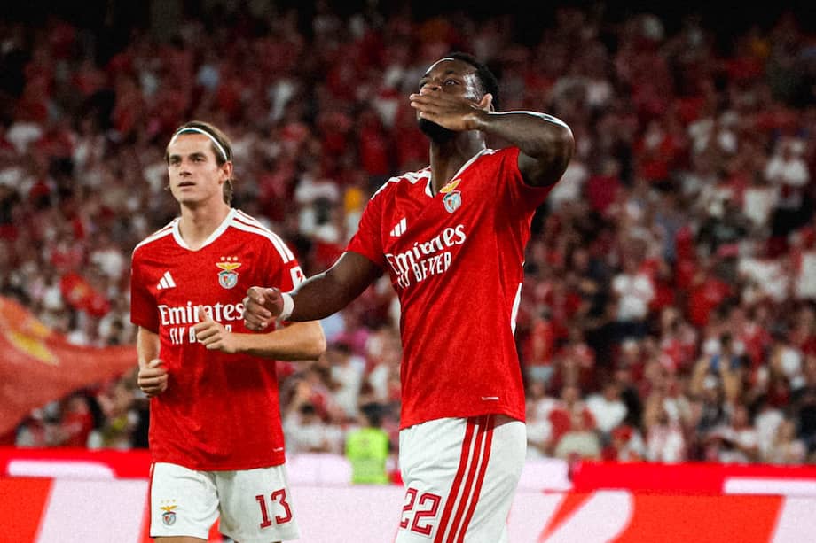 Así celebró Durán su primer gol oficial con Benfica.