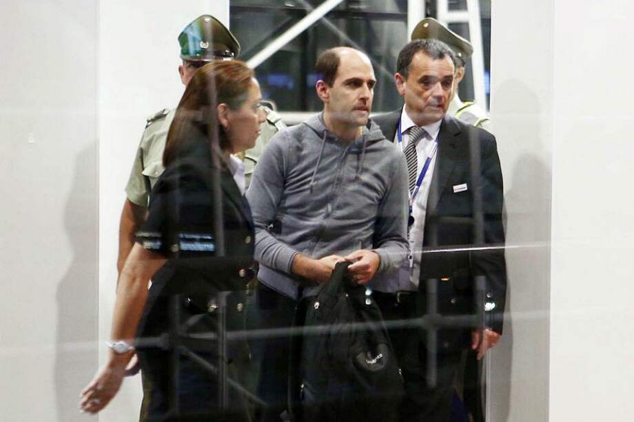 Sergio Jadue en su viaje de Santiago a EE.UU. Foto: AFP