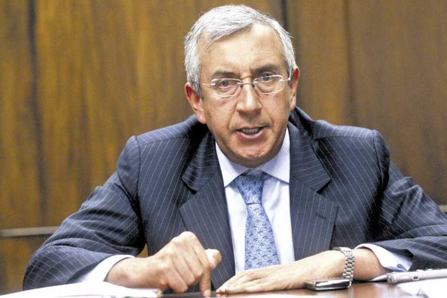 El ministro de Agricultura, Francisco Estupiñán.