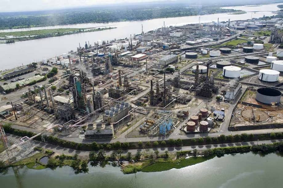 Con la modernización de la Refinería de Apiay (Meta), pasaría de producir 7 mil a 50 mil toneladas de asfalto mes./ El Tiempo