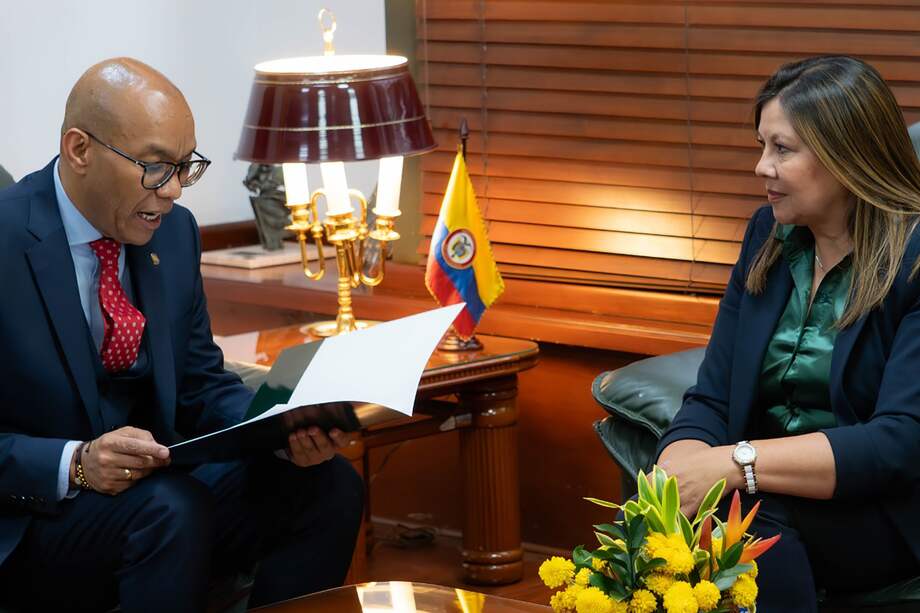 Gerson Chaverra, presidente de la Corte Suprema de Justicia y Luz Adriana Camargo, fiscal general de la Nación.