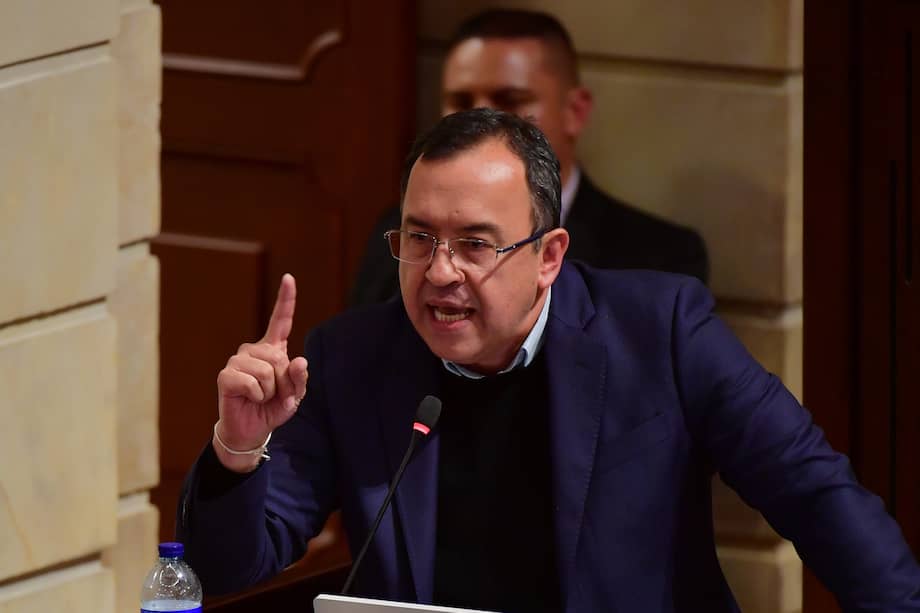 Hasta el momento ha cumplido tres debates: dos en el Senado y uno en la Comisión Primera de la Cámara de Representantes.