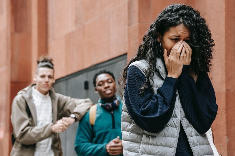 Estos cuatro signos pueden llegar a ser falsos con las personas que los rodean.