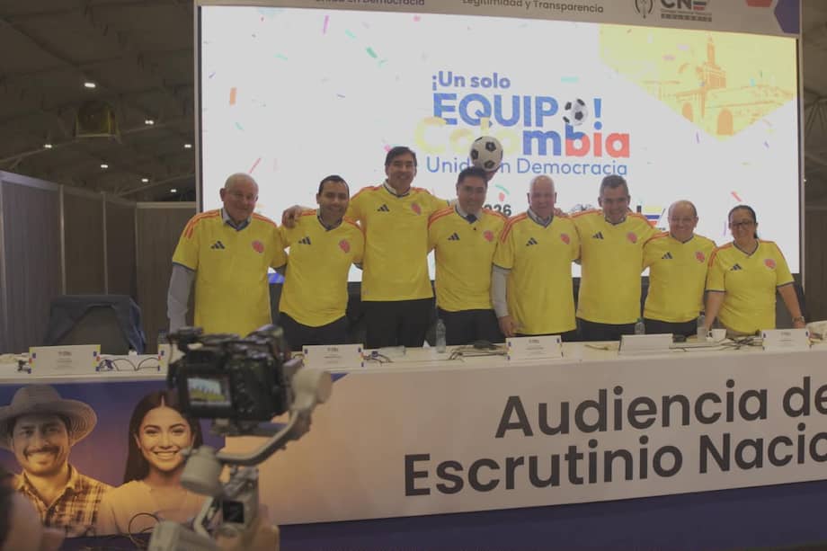 El CNE designó un padrino a cada una de las 13 campañas presidenciales para el proceso de acreditación, postulación y capacitación de testigos electorales. / Cortesía CNE