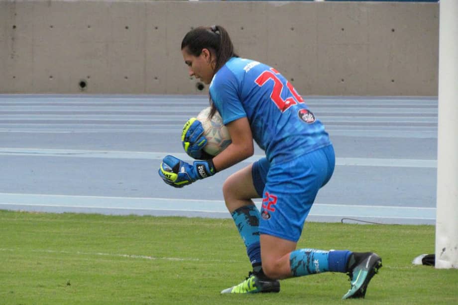 La costarricense lleva dos años jugando para el Atlético Huila / @Dimayor