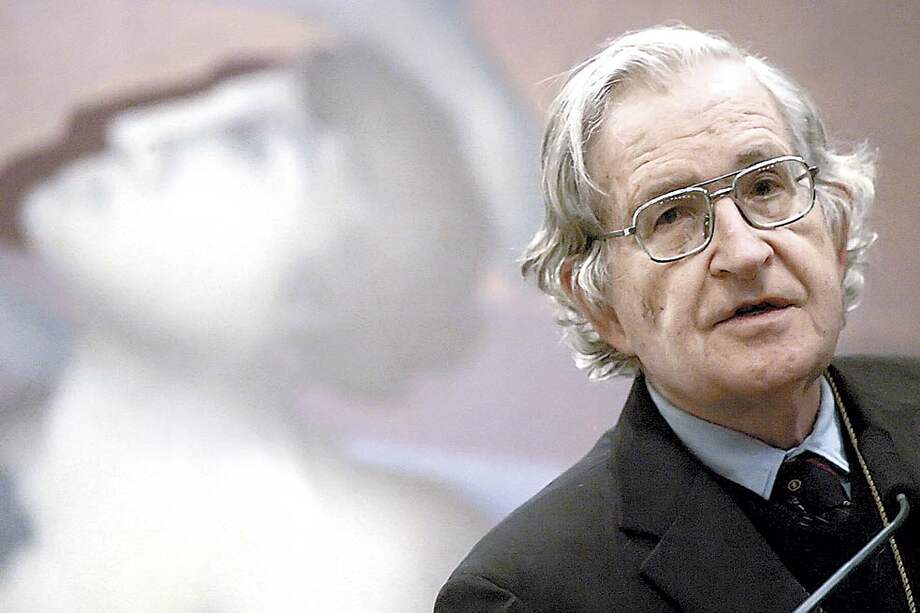 Noam Chomsky, profesor emérito del MIT (Instituto Tecnológico de Massachusetts), expresó su preocupación por el impacto de la minería en el Cauca. / EFE