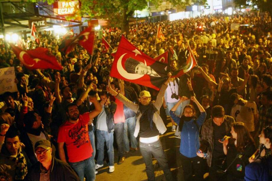 Página paga a favor de manifestantes turcos en el New York Times