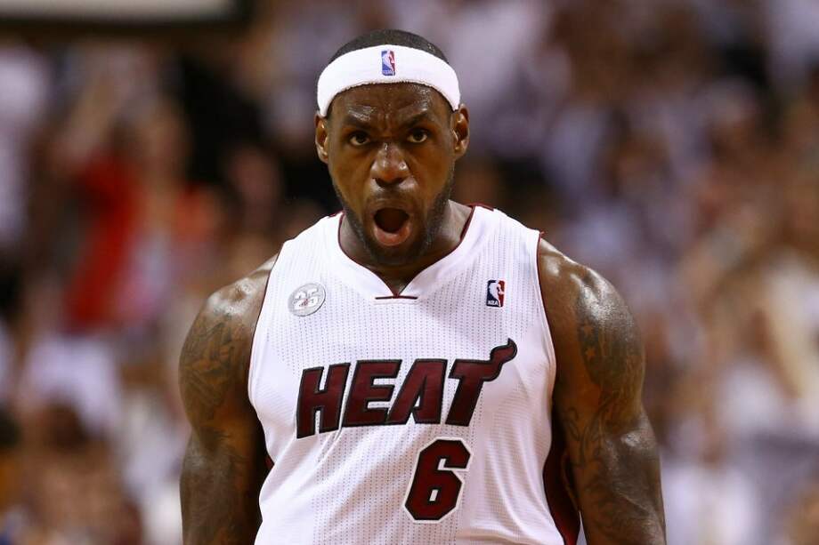 Dwyane Wade y Chris Bosh se unen a LeBron James como agentes libres en la NBA