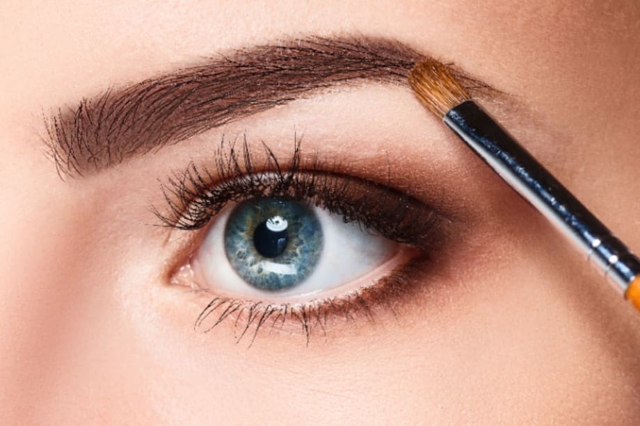 ¡Consigue unas cejas de impacto en tres pasos!