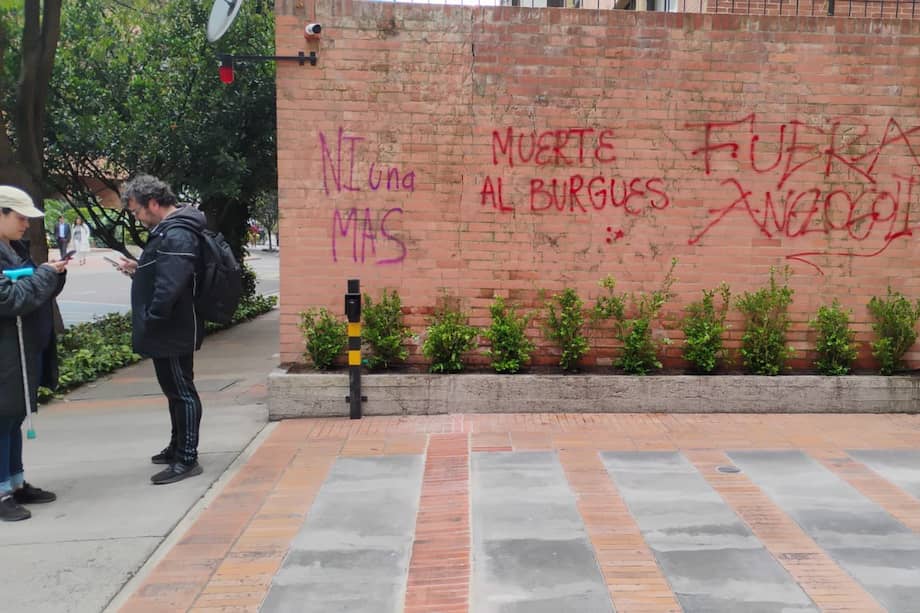 Los disturbios se generaron en la tarde de ayer en inmediaciones de la Calle 82 con Cra. 9.