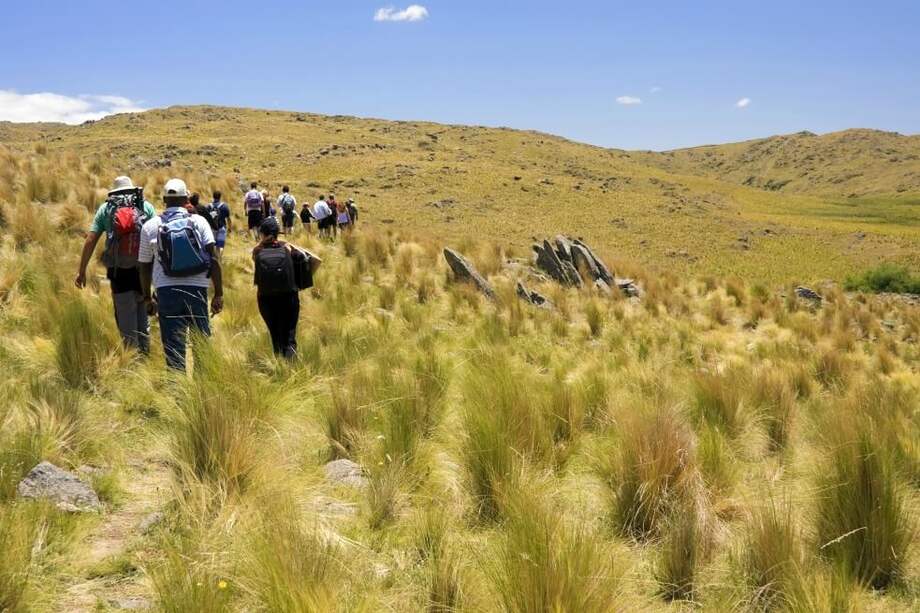 El senderismo, actividad preferida por los adolescentes. / Getty Images