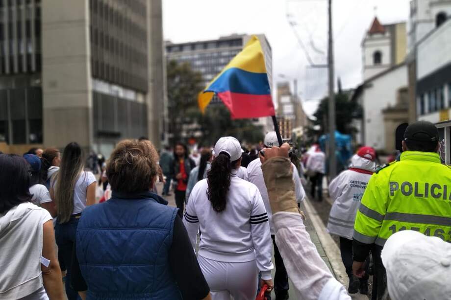 Miles de colombianos se movilizan por las principales ciudades del país contra el terrorismo. / Cristian Garavito - El Espectador.