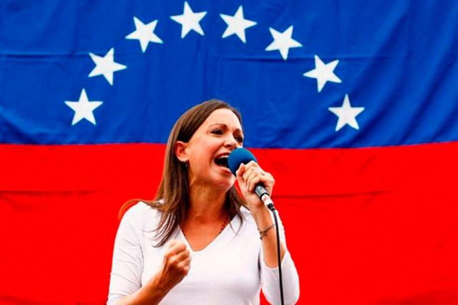 María Corina Machado comparece ante Fiscalía por presunto plan para matar a Maduro