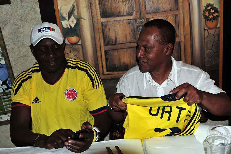 Willington Ortiz debutó en 1972 y se retiró en 1988, con seis títulos: dos con Millos y cuatro con el América. Aquí, en compañía de “El Tren” Valencia. / Óscar Pérez