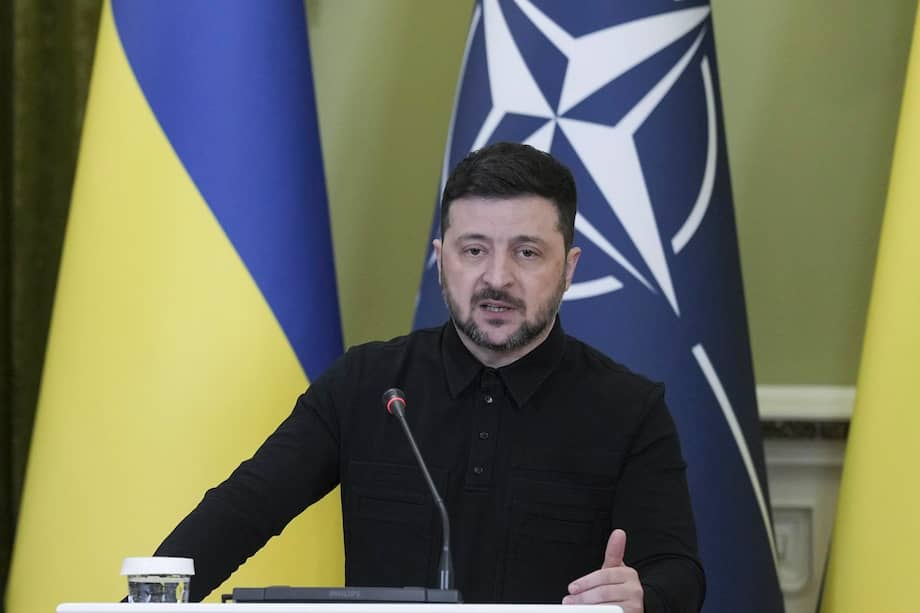 Volodímir Zelenski habla en Kiev junto al secretario general de la OTAN, Mark Rutte.