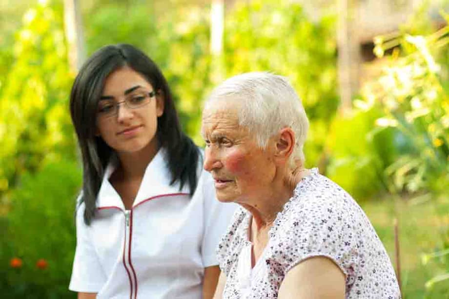 Según una psiquiatra especialista en vejez, el sistema de salud colombiano no está preparado para atender a la tercera edad. / Archivo