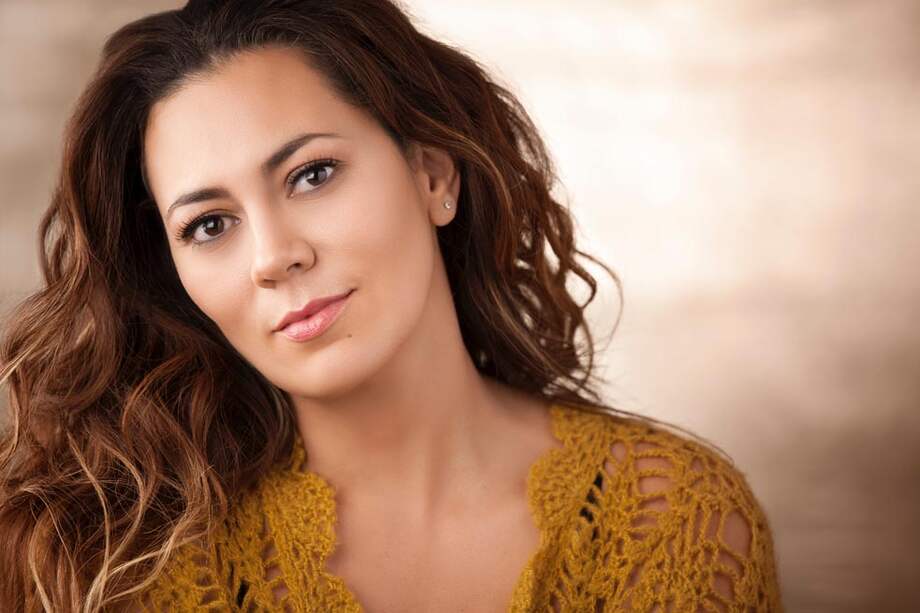 La bogotana Andrea Guzmán comenzó en la actuación gracias a una beca que le otorgó el maestro Jaime Botero en su academia de teatro Charlot. / Cortesía