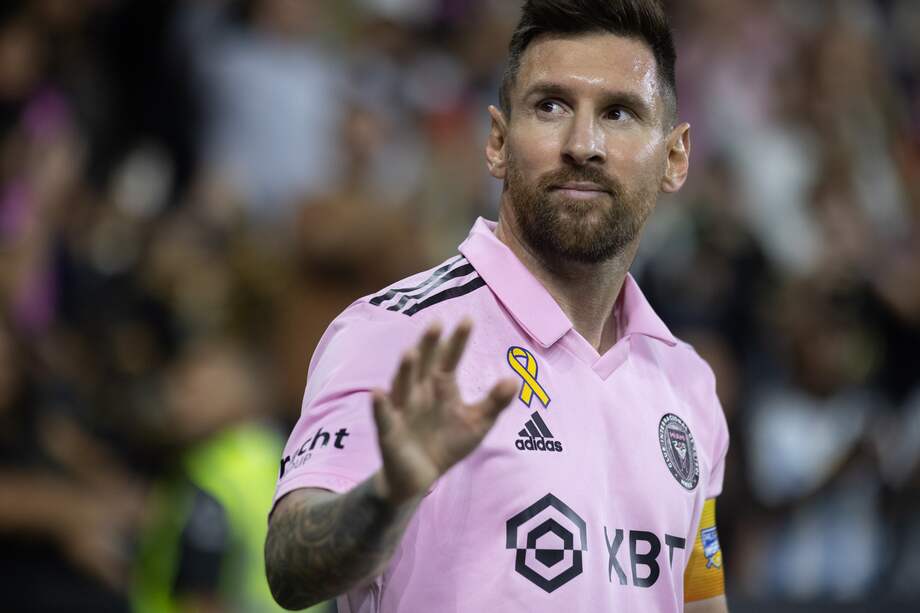 Lionel Messi en acción con Inter Miami, el club al que llegó en julio de este año tras más de 15 temporadas en la élite europea.