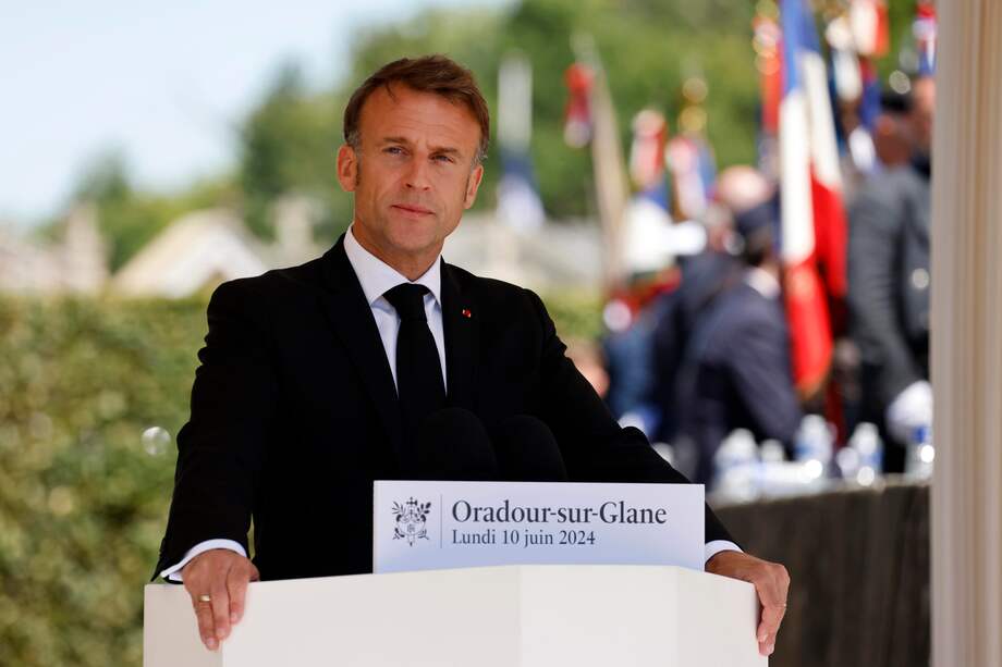 El presidente francés Emmanuel Macron habla durante una ceremonia que conmemora el 80º aniversario de la masacre de 643 personas por las fuerzas nazis alemanas, en Oradour-sur-Glane, suroeste de Francia.
(Francia, Normandía) EFE/EPA/LUDOVIC MARIN / POOL MAXPPP OUT
