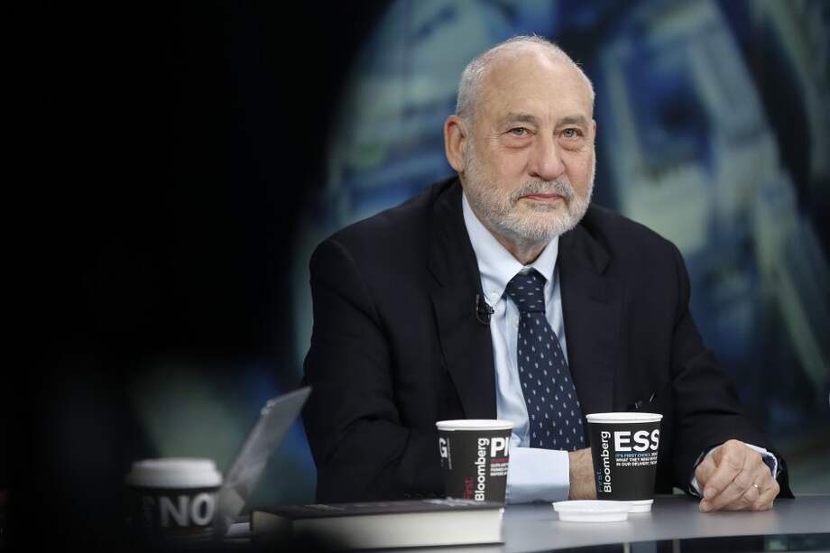 El Nobel de Economía, Joseph Stiglitz, ha sido uno de los críticos más duros de la política económica del Euro / Bloomberg News