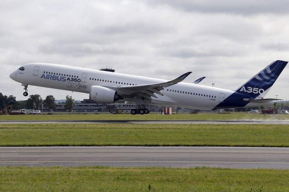 Hasta los abuelos hacen maleta para emigrar en Portugal