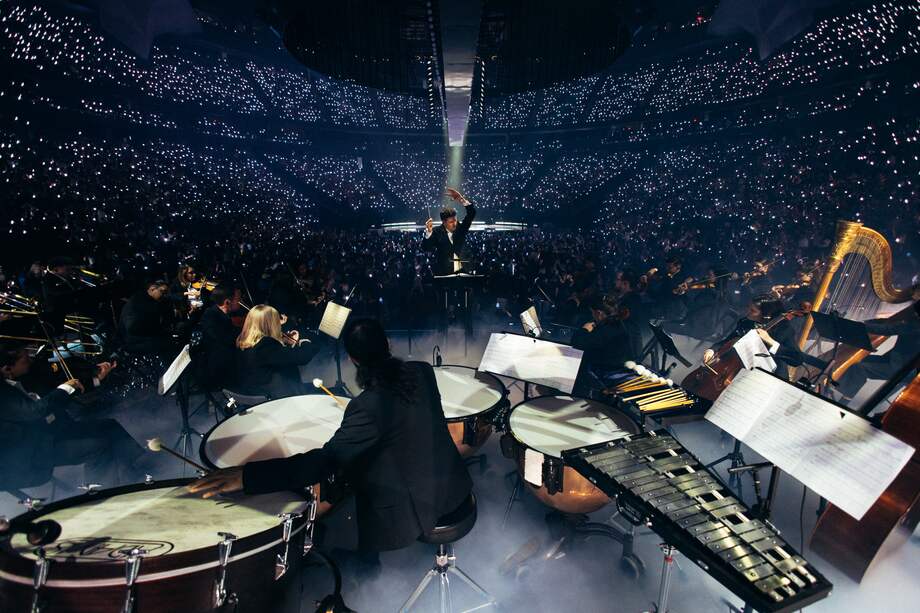 Carlitos López dirige a “The POP” (The Philharmonic Orchestra Project) en su gira que pasó por 30 escenarios estadounidenses.